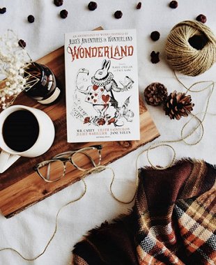 Wonderland, edited by Marie O'Regan and Paul Kane